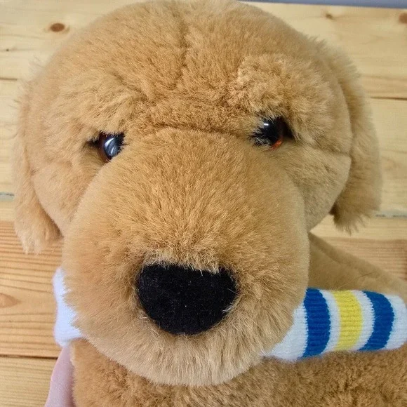Vintage Dakin Soft Classics Yellow Lab Puppy Plush Dog with Sock 1980s - Picture 6 of 12